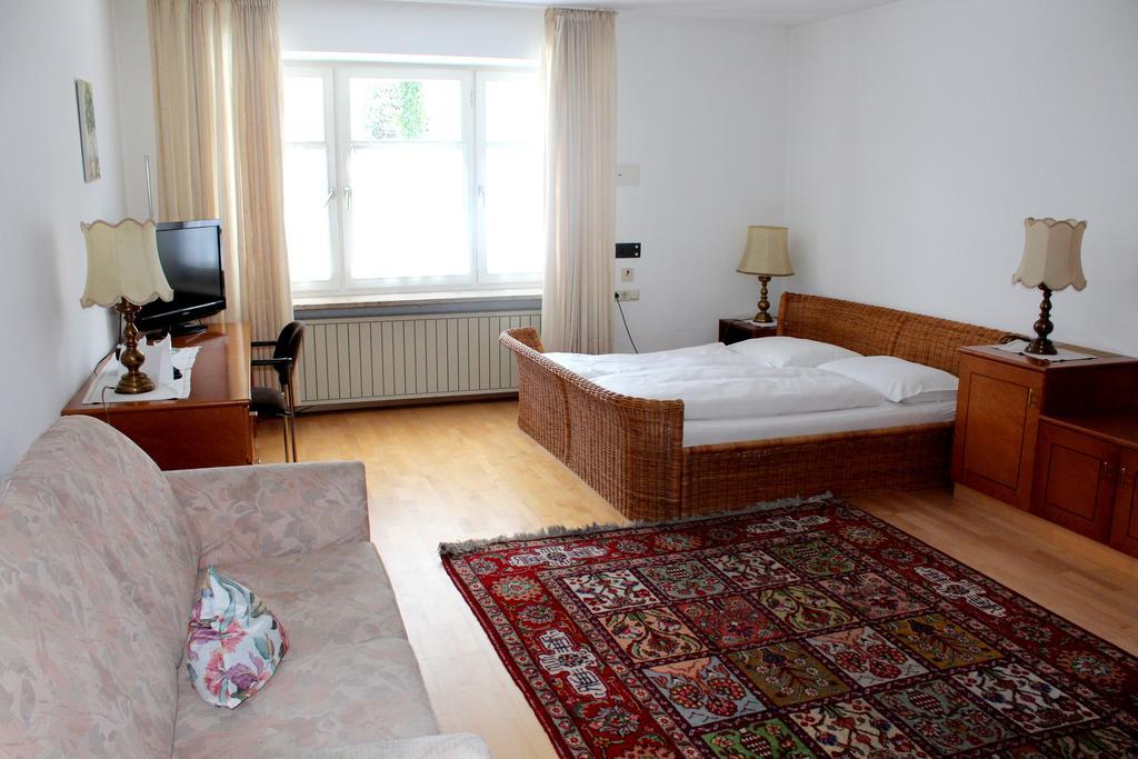 Villa Am Park Bad Tölz Buitenkant foto