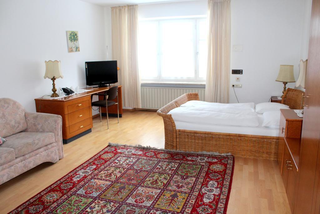 Villa Am Park Bad Tölz Buitenkant foto
